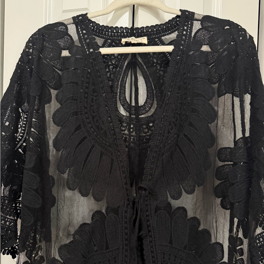 Black Lace Kimono / Beach Coverup (One Size) - Picture 6 of 6